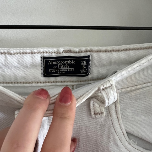 Slim high rise ripped jeans - Picture 3 of 4